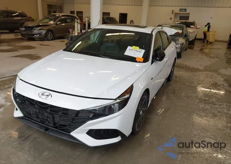 2022 Hyundai Elantra N Line z USA, uszkodzony, nr VIN KMHLR4AF2NU359133